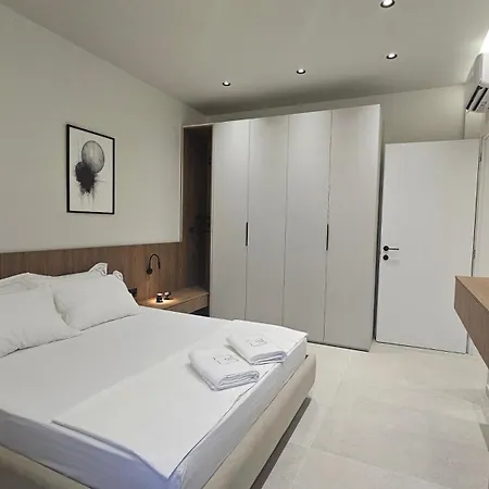 Fin Holidays Lägenhet