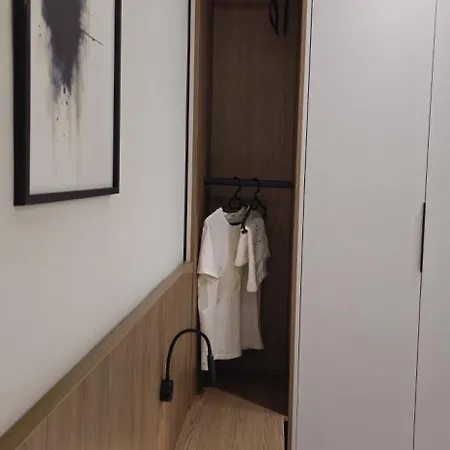 Fin Holidays Lägenhet Vlorë