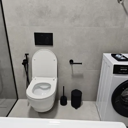 Fin Holidays * Vlorë